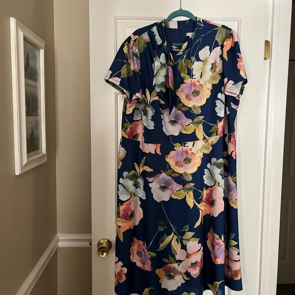 London Times Navy Floral Midi Dress